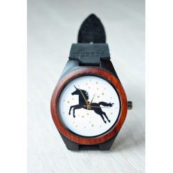 Drewniany zegarek z Jednorożcem